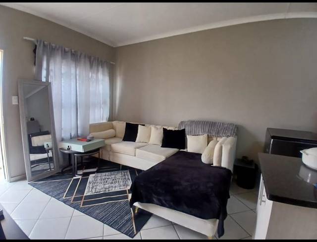 2 BEDROOM HOUSE FOR SALE IN ERMELO